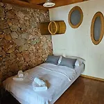 Hobbit House * בלי