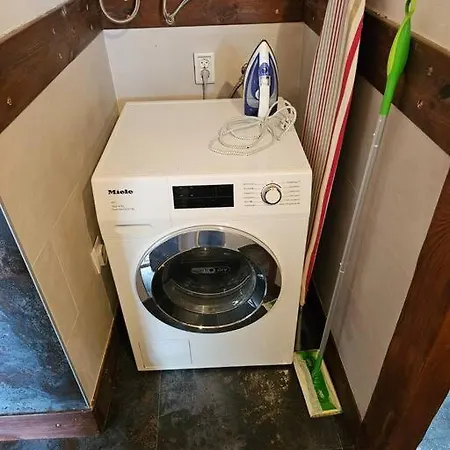 Vilă Hobbit House Beli