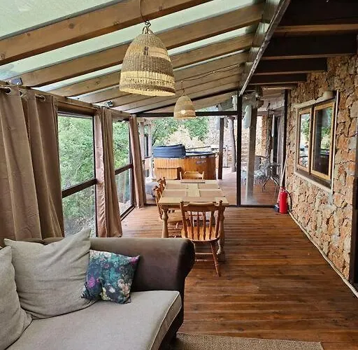 别墅 Hobbit House *